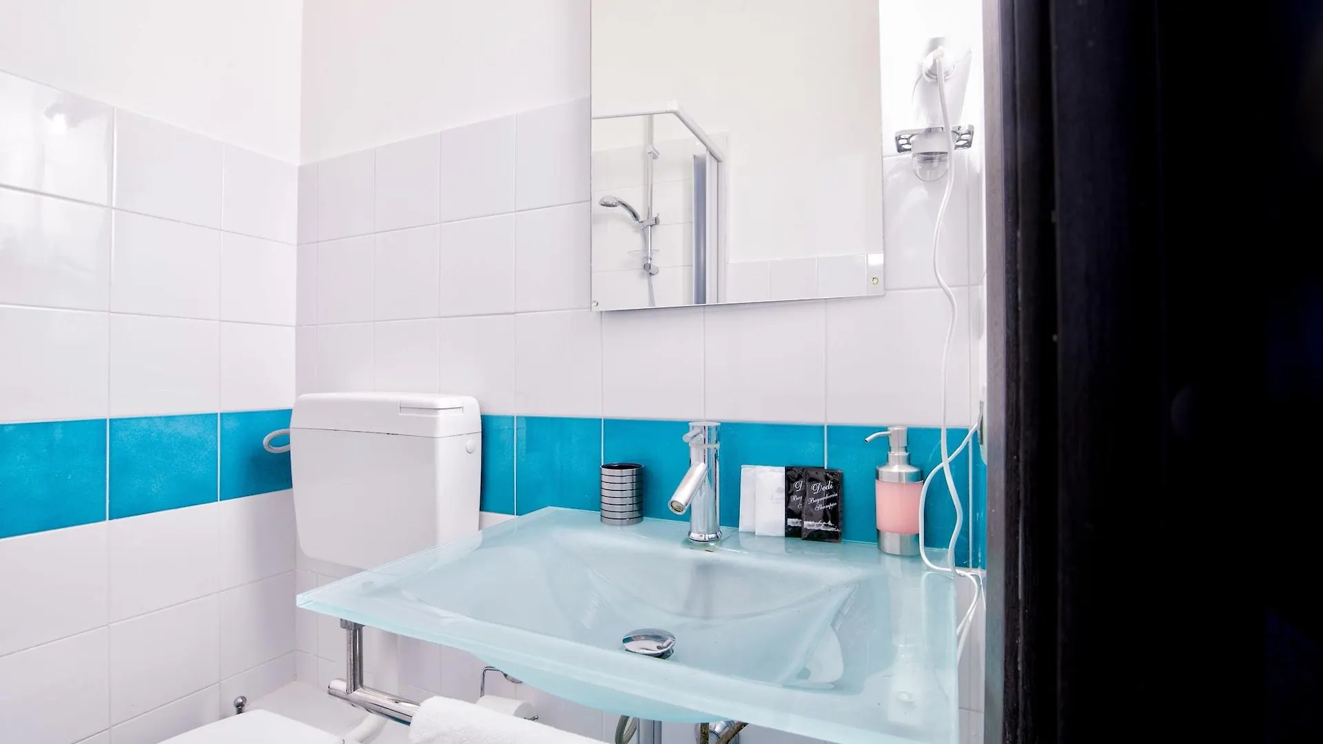 *** Bed & Breakfast Maqueda Central Suites Palermo Italy