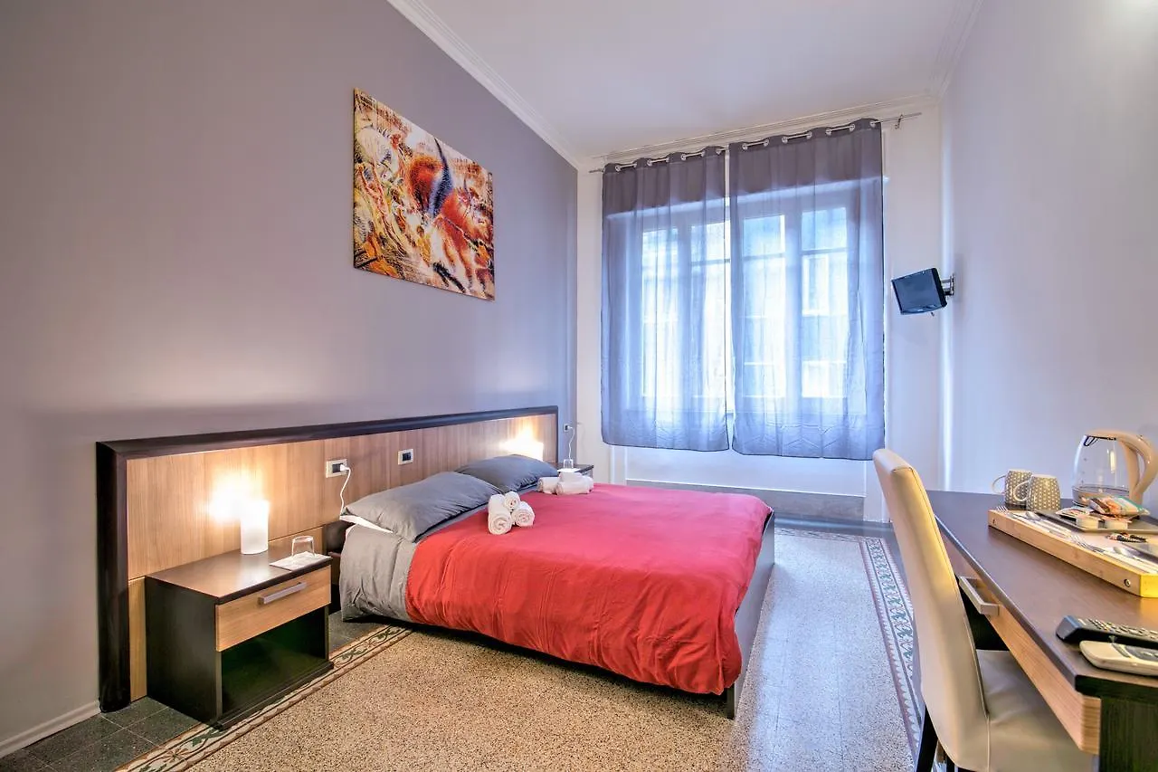 Maqueda Central Suites contacts