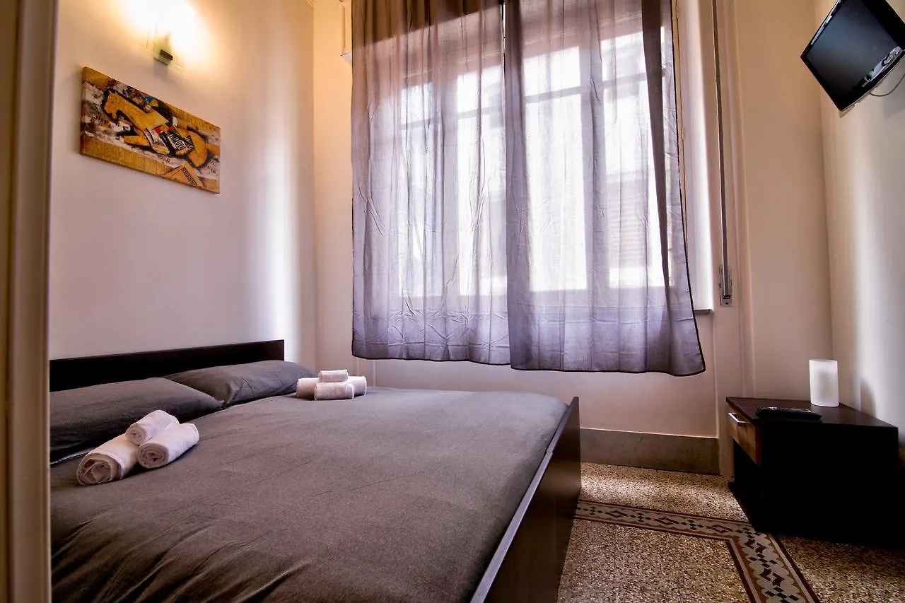 Maqueda Central Suites Palermo 3*,  Italy